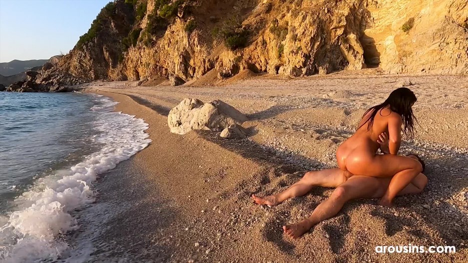 Anna - Beach Sex